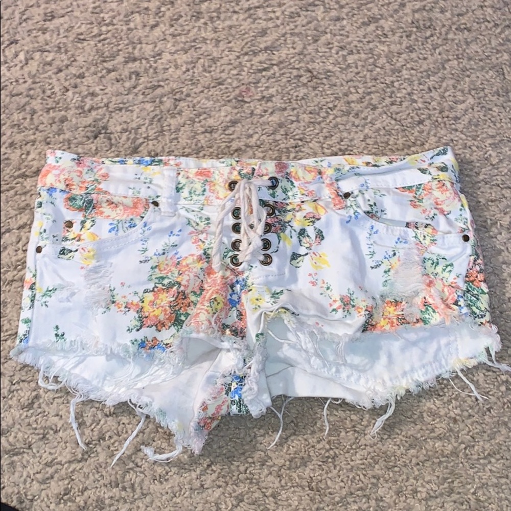Billabong floral shorts